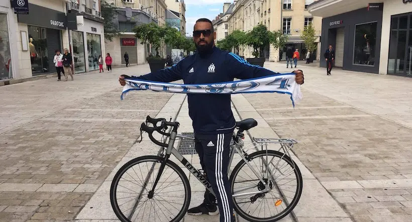 Pour la bonne cause, un supporter de l’OM a fait 1 800 kilomètres en vélo pour voir jouer son club