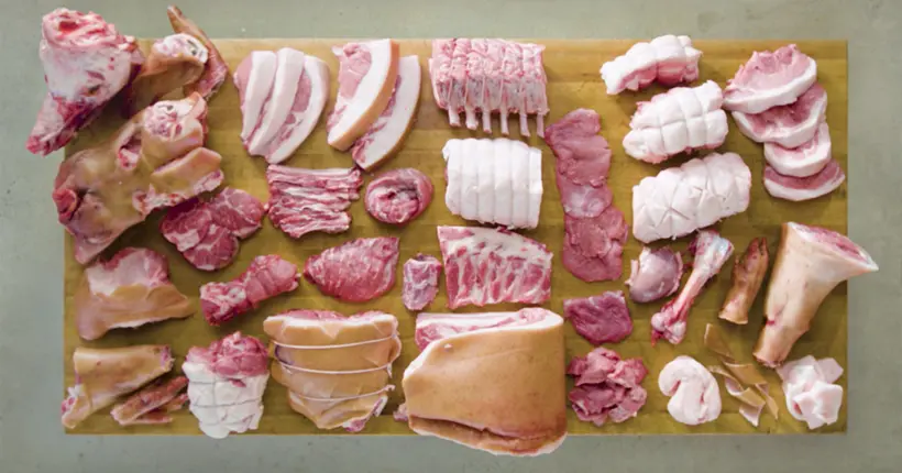 Vidéo : ce boucher vous montre comment découper un demi-cochon