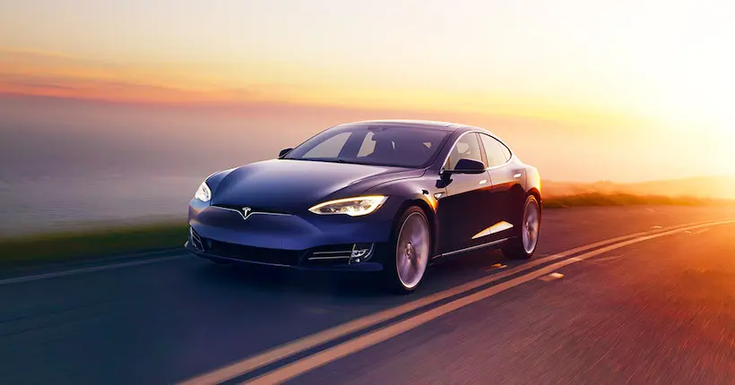 Face aux ouragans, Tesla débride un peu la batterie de ses voitures