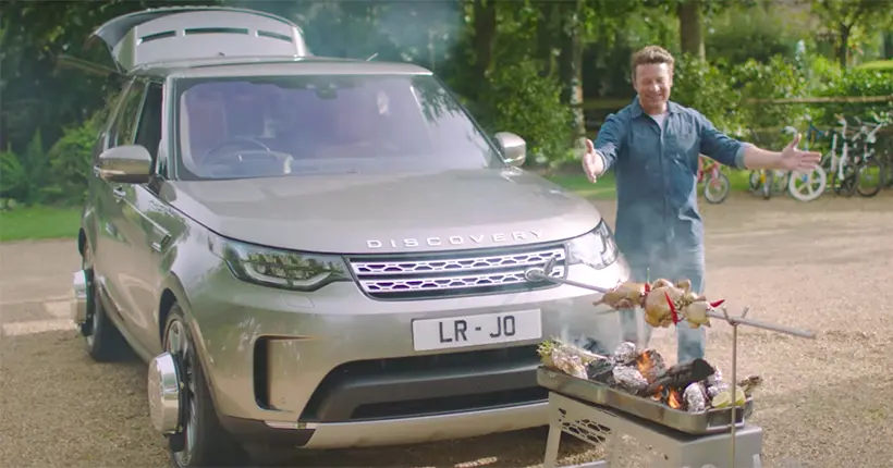 Jamie Oliver se la joue Pimp My Ride en transformant son 4 × 4 en cuisine