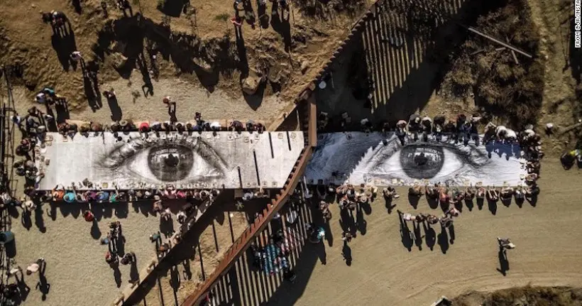 JR a organisé un pique-nique géant autour d’une image forte à la frontière américano-mexicaine