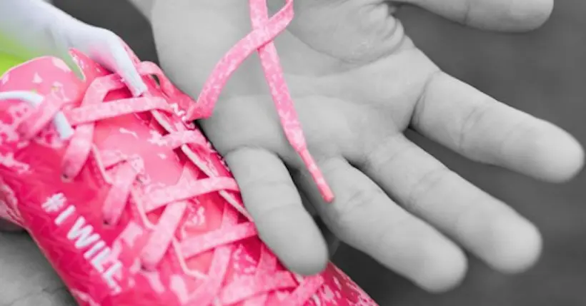 Pour lutter contre le cancer du sein, des stars du foot porteront des crampons roses en octobre