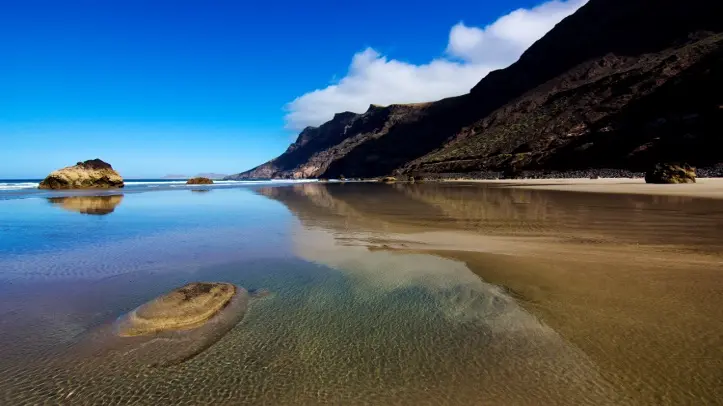 Bientôt, toutes les îles seront autonomes en énergie grâce aux vagues