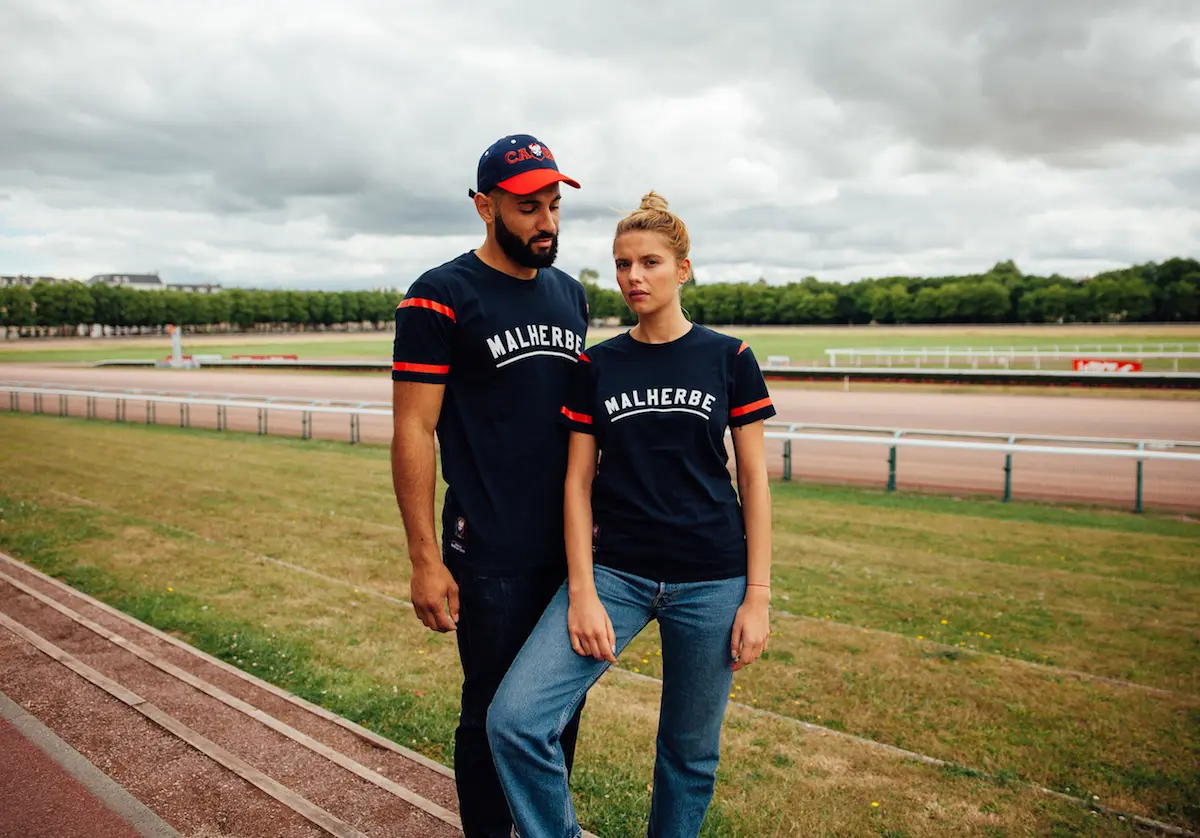 En images : la marque caennaise Quatre Cent Quinze dévoile une collection pour les supporters du Stade Malherbe