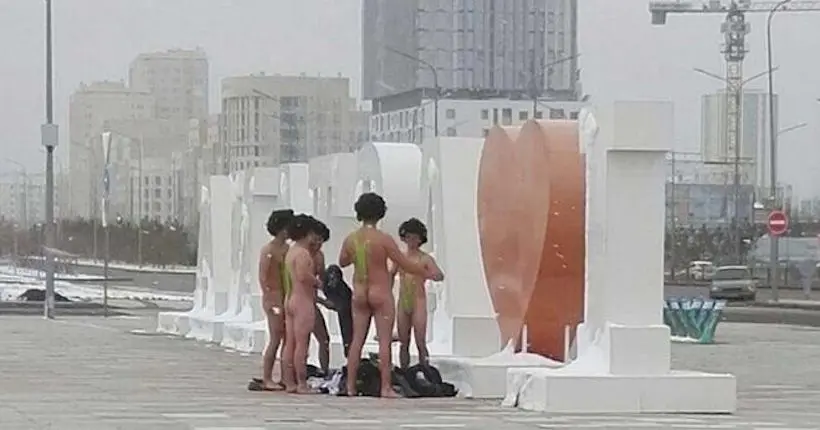 Au Kazakhstan, une bande de potes a fini au poste pour avoir porté le mankini de Borat
