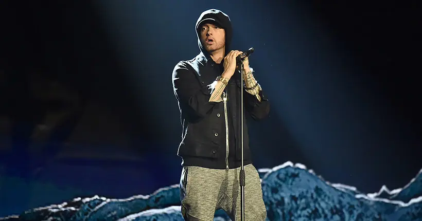 Vidéo : Eminem fait son grand retour sur scène aux MTV EMA avec “Walk on Water”