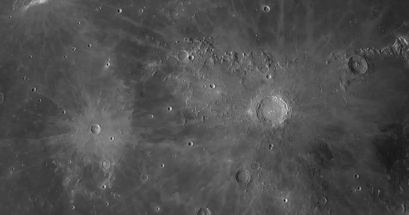 Découvrez la surface de la Lune dans ses moindres détails grâce à une photo haute définition