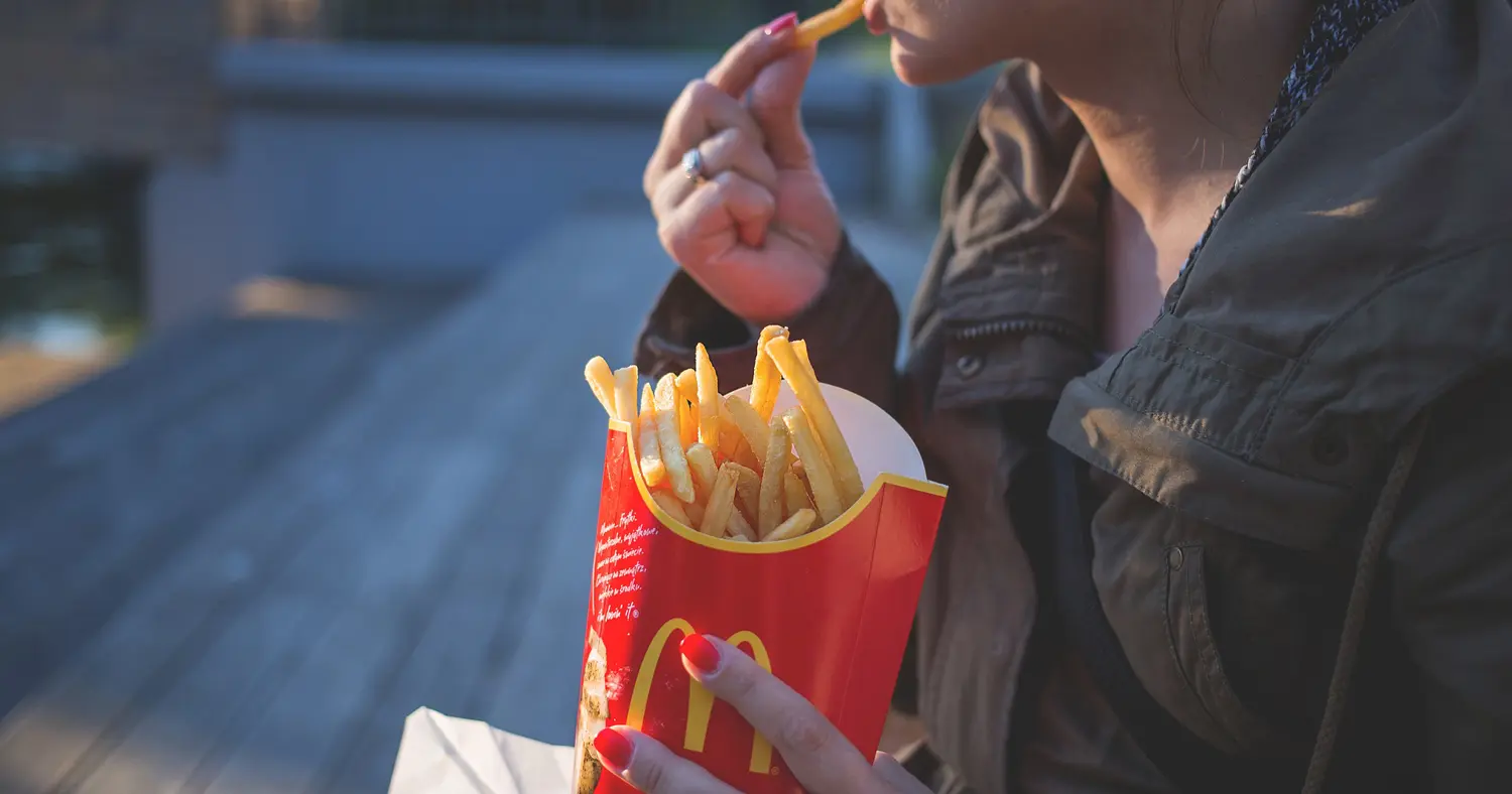Londres prévoit d’interdire la construction de nouveaux fast-foods à proximité des écoles
