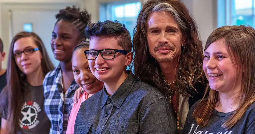 Steven Tyler d’Aerosmith ouvre un refuge pour les femmes victimes d’abus