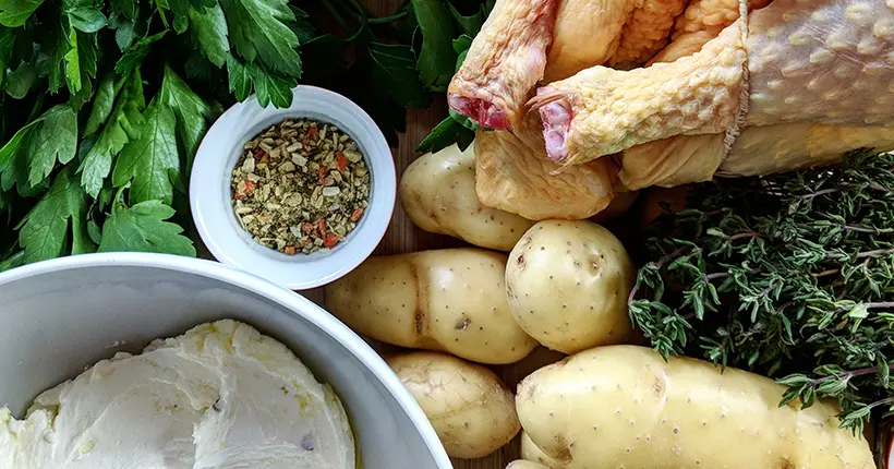 Tuto : le poulet rôti du dimanche pimpé au labneh