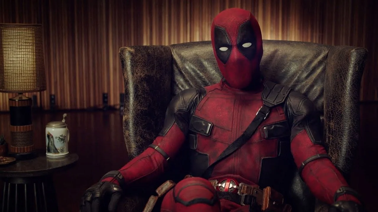 Ryan Reynolds et les scénaristes de Deadpool vont porter le jeu culte Cluedo à l’écran