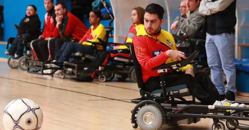 “Même si on est handicapés, il faut que l’on profite de la vie” : le foot fauteuil, ce sport qui aide à l’insertion de tous