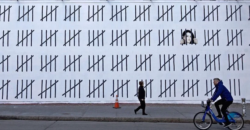 À New York, le nouveau graff de Banksy dénonce l’emprisonnement injuste d’une artiste kurde engagée