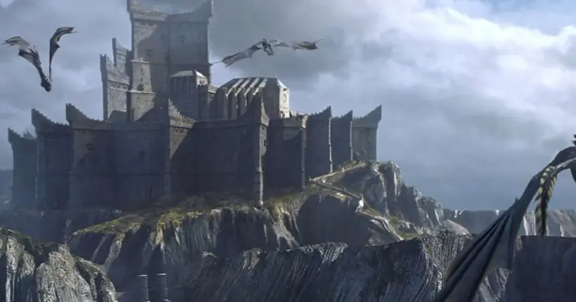 Les décorateurs de Game of Thrones sont en train de bâtir un château géant pour la saison 8