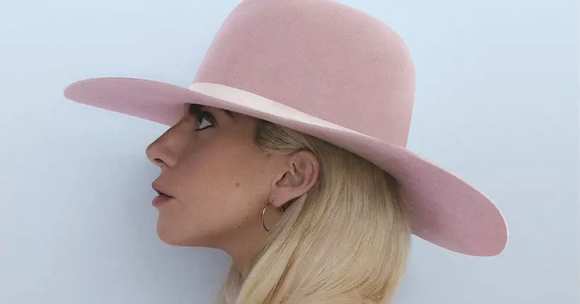 En écoute : Lady Gaga rend hommage à Elton John en reprenant le mythique “Your Song”