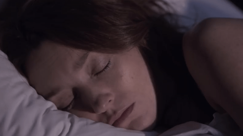 Vidéo : quand tu te couches tard, tu meurs plus vite !