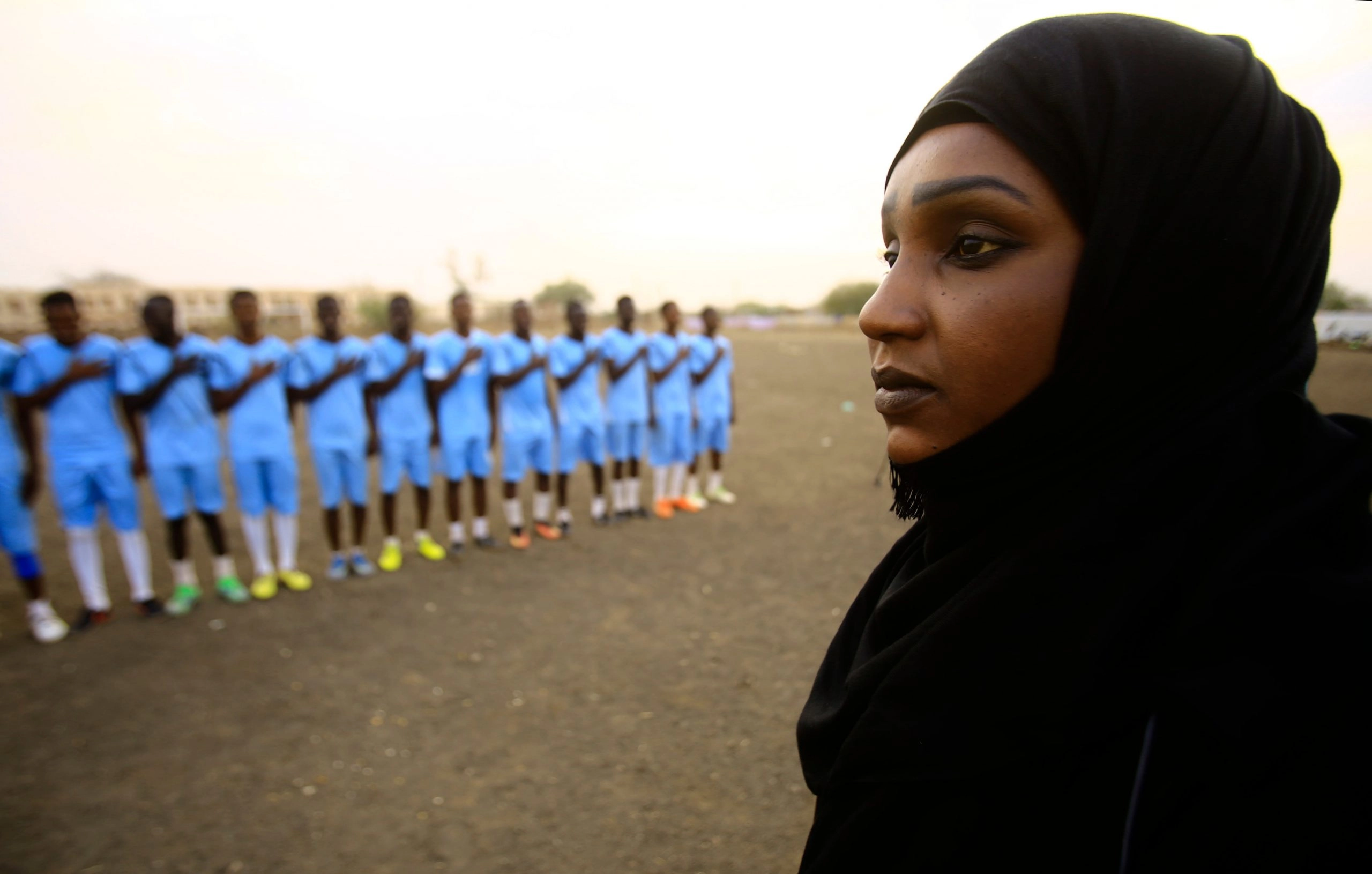 Salma Al-Majidi est la première femme à devenir coach d’une équipe masculine au Soudan