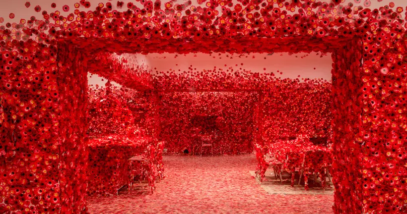 La nouvelle installation immersive de Yayoi Kusama est une explosion de fleurs