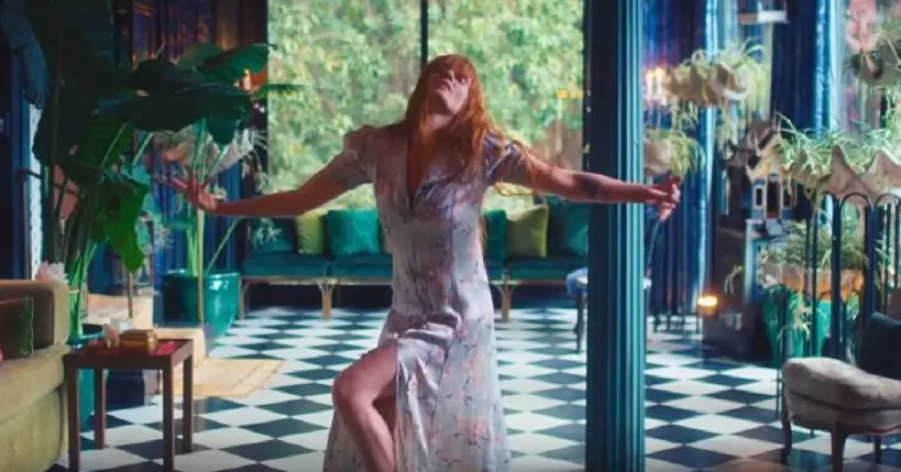 Clip : Florence + The Machine annonce son album avec un single puissant, “Hunger”