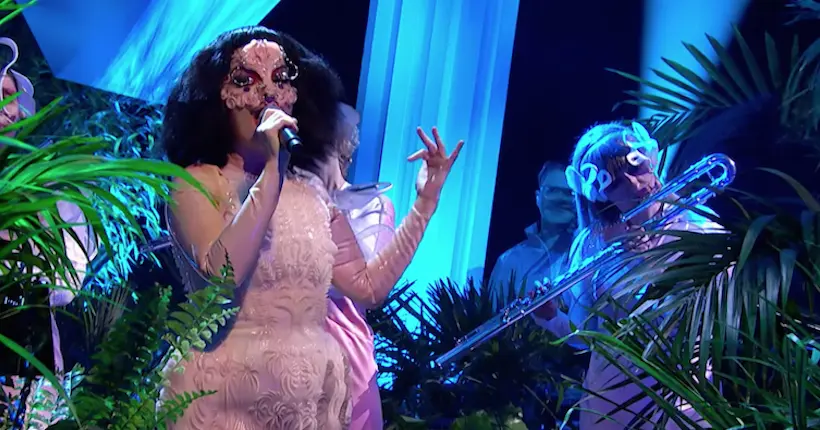 À voir : Björk sort le grand jeu pour sa première performance télé en sept ans