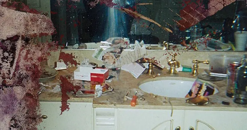 Kanye West a déboursé 85 000 $ pour la photo de la salle de bains de Whitney Houston remplie de drogues