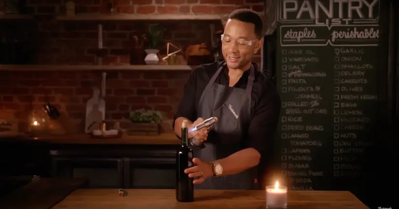 Vidéo : John Legend nous donne 4 méthodes pour ouvrir une bouteille de vin sans tire-bouchon