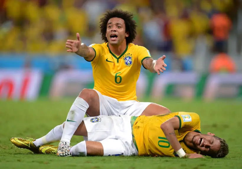 Depuis le début de la Coupe du monde, Neymar a fait perdre 14 minutes de jeu avec ses roulades
