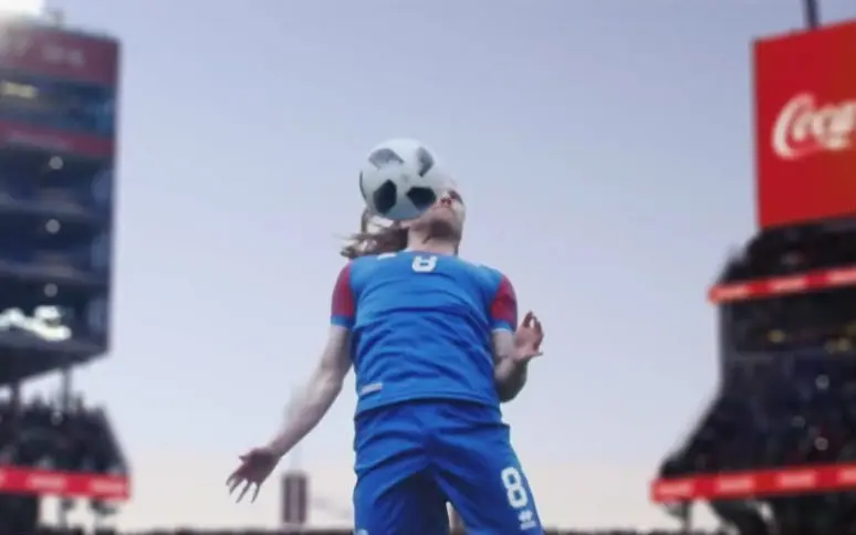 Vidéo : en Islande, c’est le gardien de la sélection qui a réalisé le clip promotionnel de Coca-Cola pour le mondial