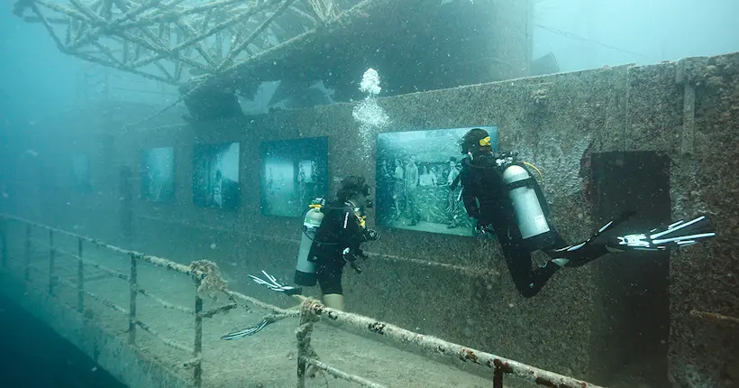 Le photographe Andreas Franke a conçu une exposition à voir sous l’eau