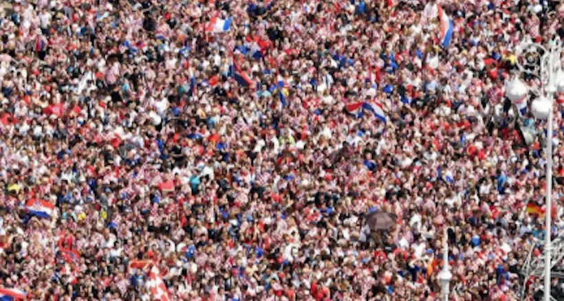 Vidéo : le retour triomphal des joueurs croates après leur finale de Coupe du monde historique