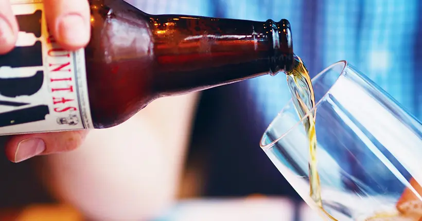 Vidéo : apprenez à servir une bière pour éviter les ballonnements
