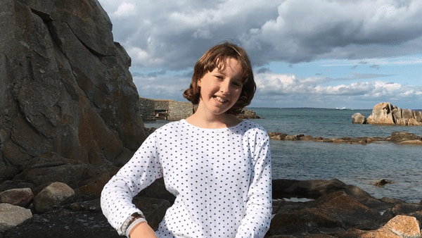 Vidéo : Grâce à Flossie, 11 ans, deux “poubelles de mer” aspirent les déchets plastiques des côtes irlandaises