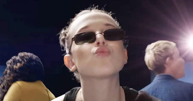 Vidéo : Millie Bobby Brown s’incruste au concert de Maroon 5 pour un rap enflammé