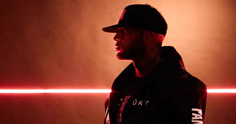 Booba revient avec “BB”, son nouveau morceau mi-lover mi-bourrin