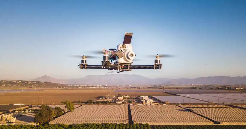 Ce photographe fait voyager son appareil photo instantané sur un drone