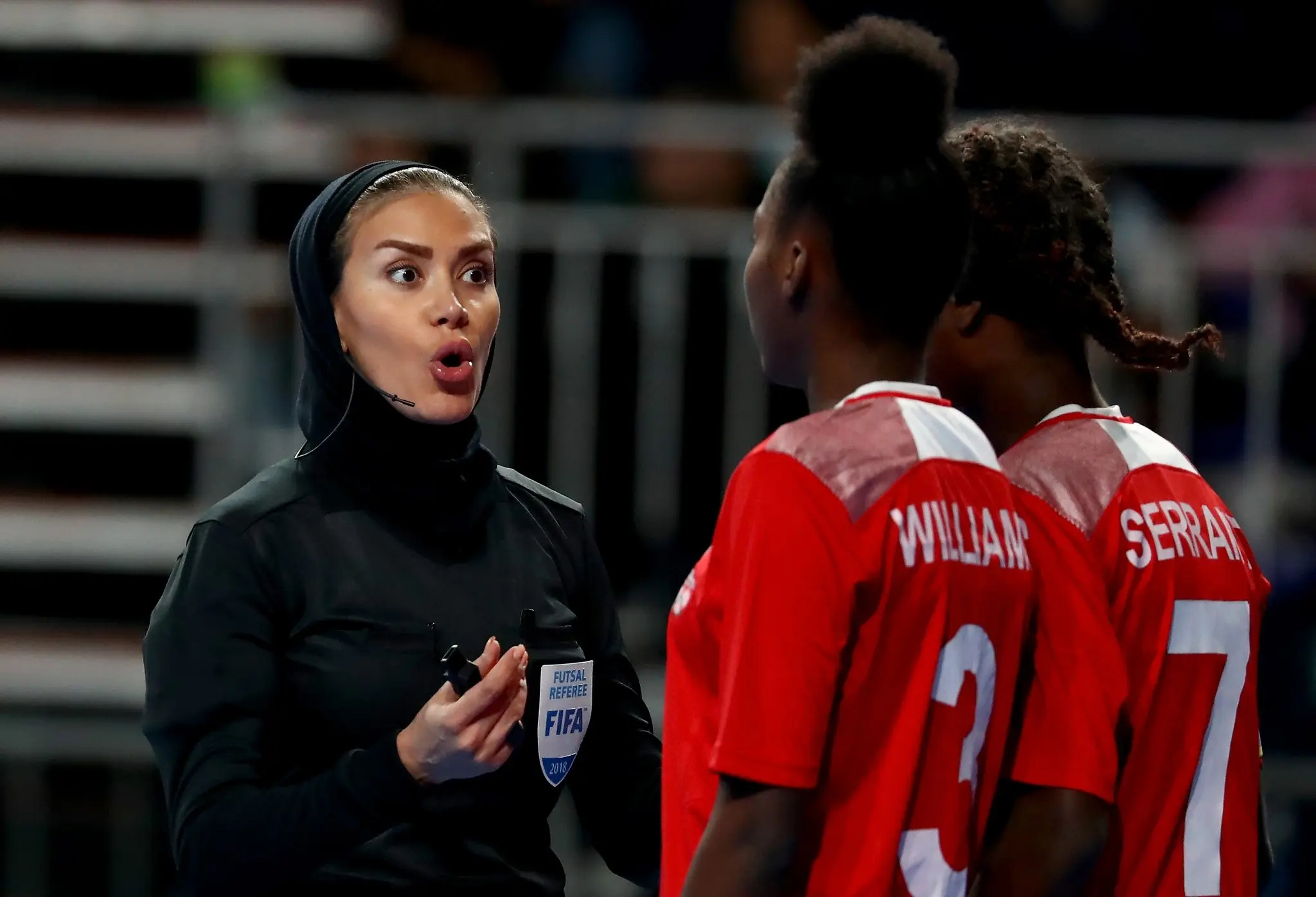 Une pionnière de l’arbitrage en Iran va diriger la finale féminine d’un tournoi mondial de futsal