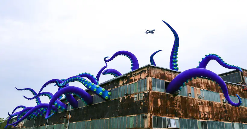 Une sculpture de pieuvre géante investit la base navale de Philadelphie