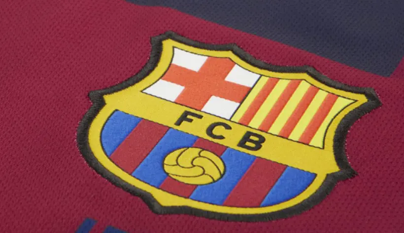En images : le FC Barcelone sort un maillot collector