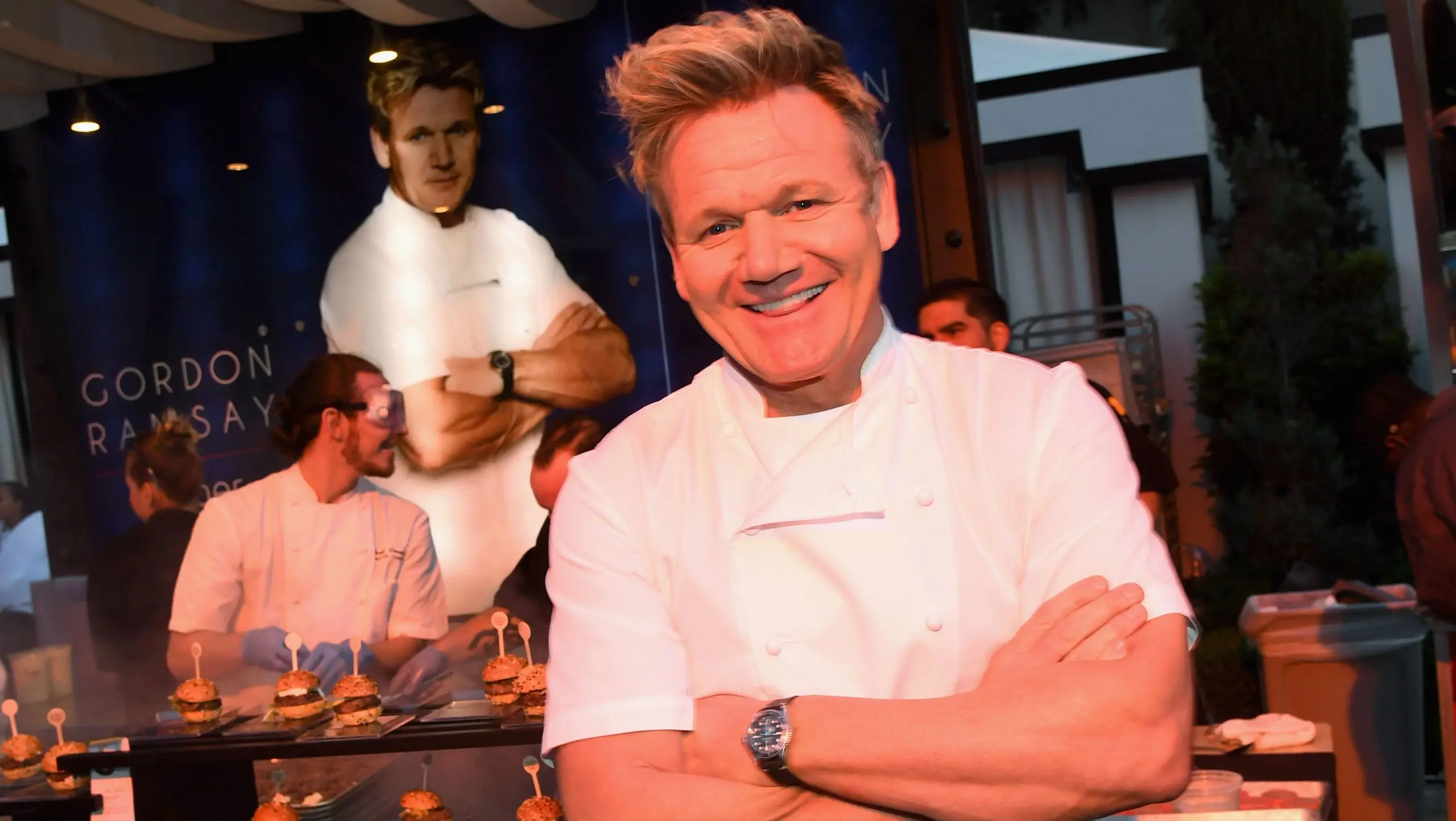 La folie des grandeurs : Gordon Ramsay serait sur le point d’ouvrir 100 restos