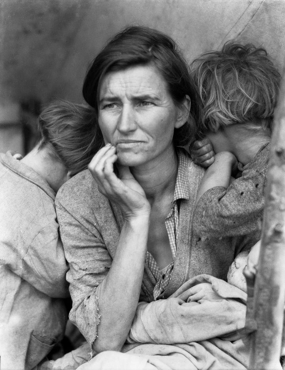 la mère migrante (Migrant Mother), par Dorothea Lange, 1936. Symbole de la Grande Dépression.
