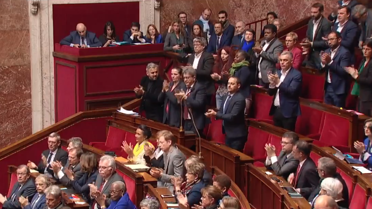 Standing ovation des députés Insoumis pour Édouard Philippe
