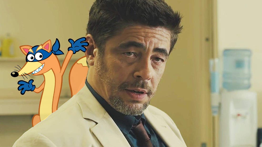 Benicio Del Toro en costume blanc, avec Chipeur le renard sur son épaule.
