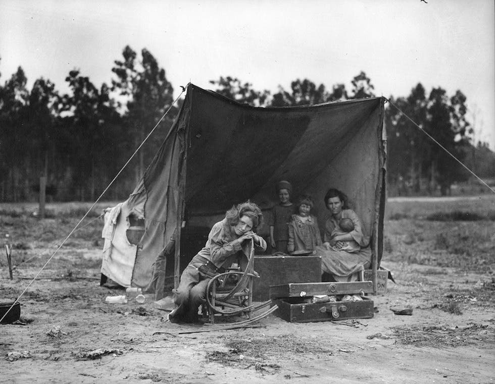 Florence Owens Thompson et ses enfants SDF, par Dorothea Lange, 1936. Symbole de la Grande Dépression.