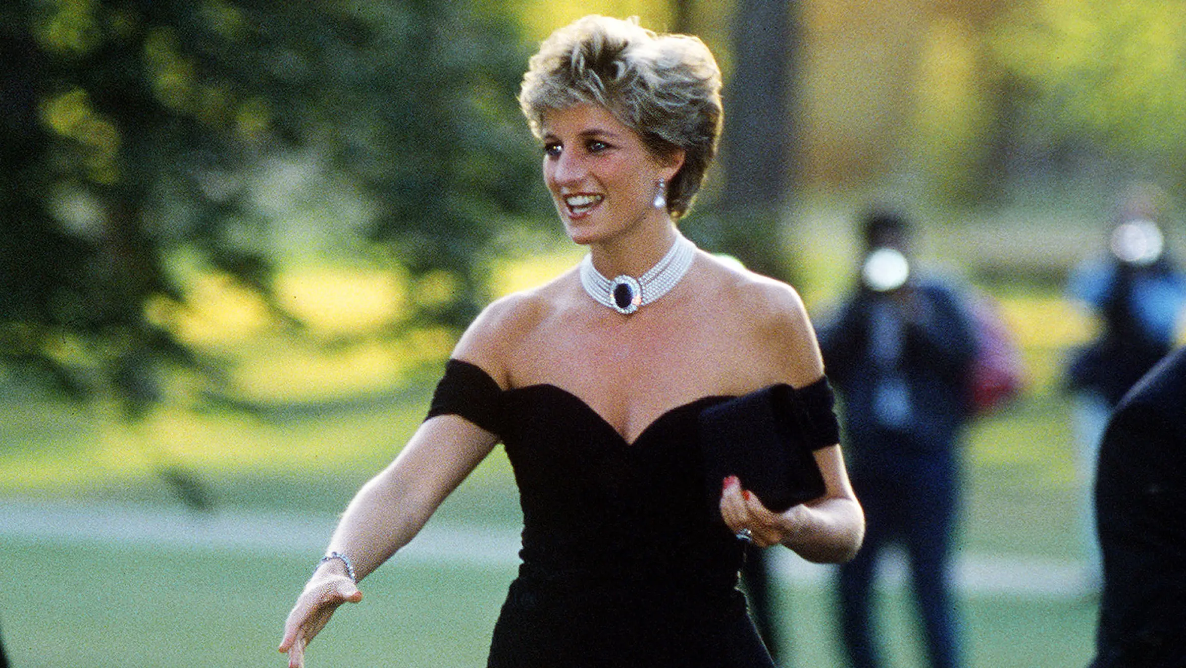 Un compte recense les meilleurs looks post-divorce de Lady Diana