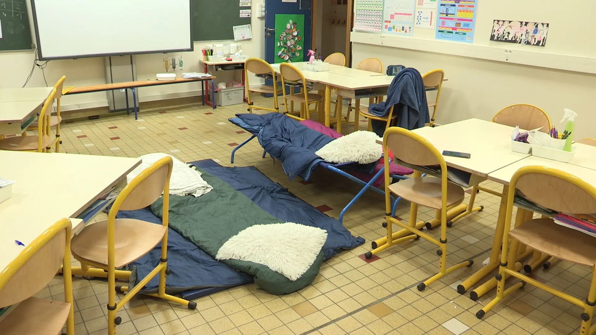 Vidéo : à Vaulx-en-Velin, l’école comme dernier refuge avant la rue