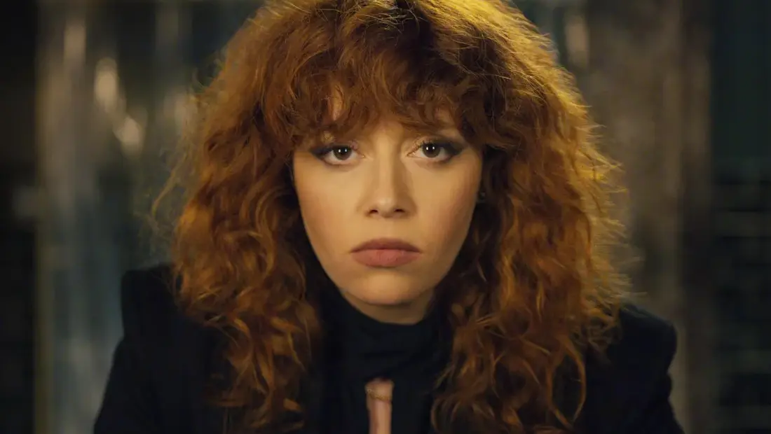 Entre voyage introspectif et puzzle tragicomique, Russian Doll est une réussite