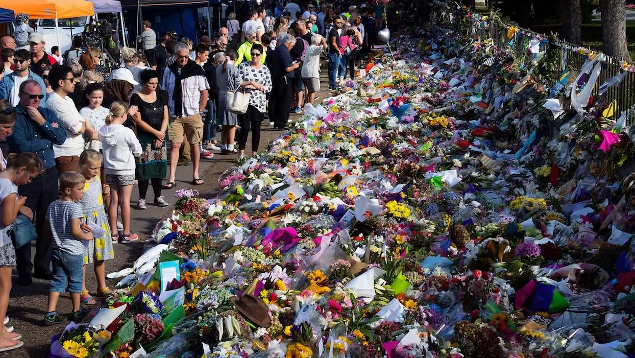 Après l’attentat de Christchurch, la Nouvelle-Zélande bannit les fusils d’assaut