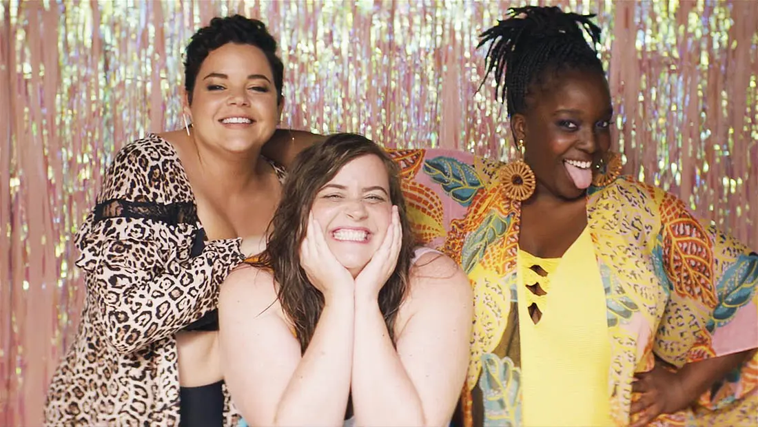 Shrill, la série body positive qui remet les grossophobes à leur place