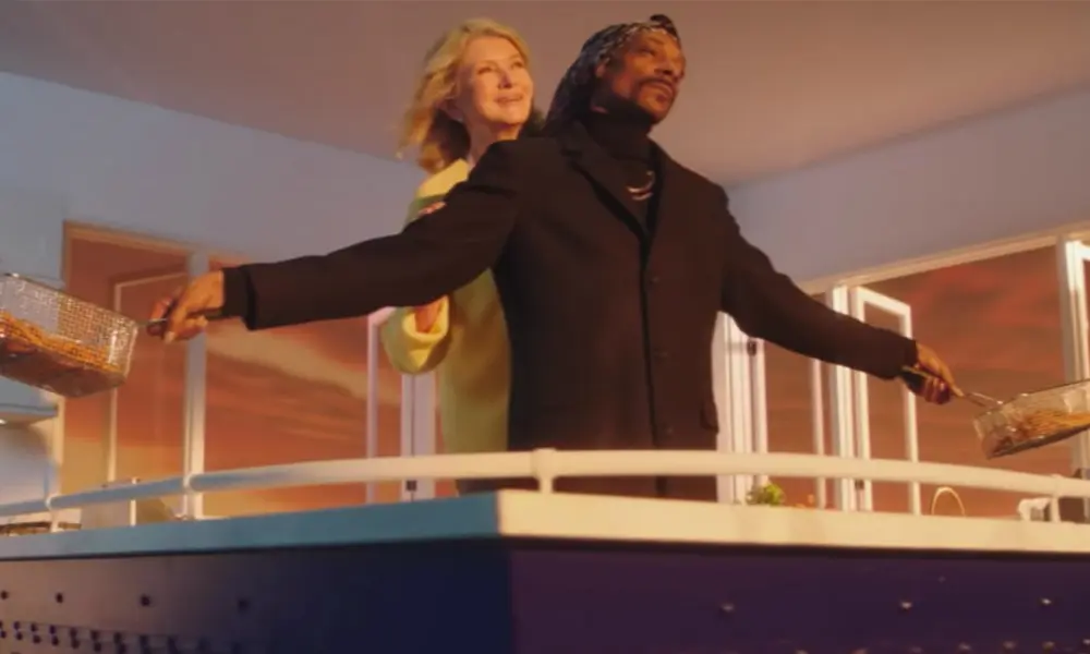 Vidéo : Snoop Dogg et Martha Stewart rejouent la scène mythique de Titanic en version food