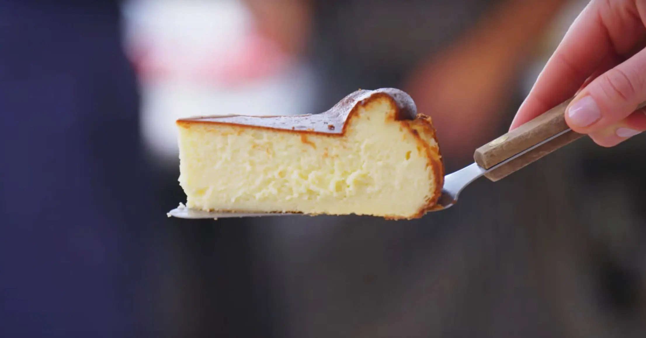 Vidéo : la recette du cheesecake brûlé basque impossible à rater
